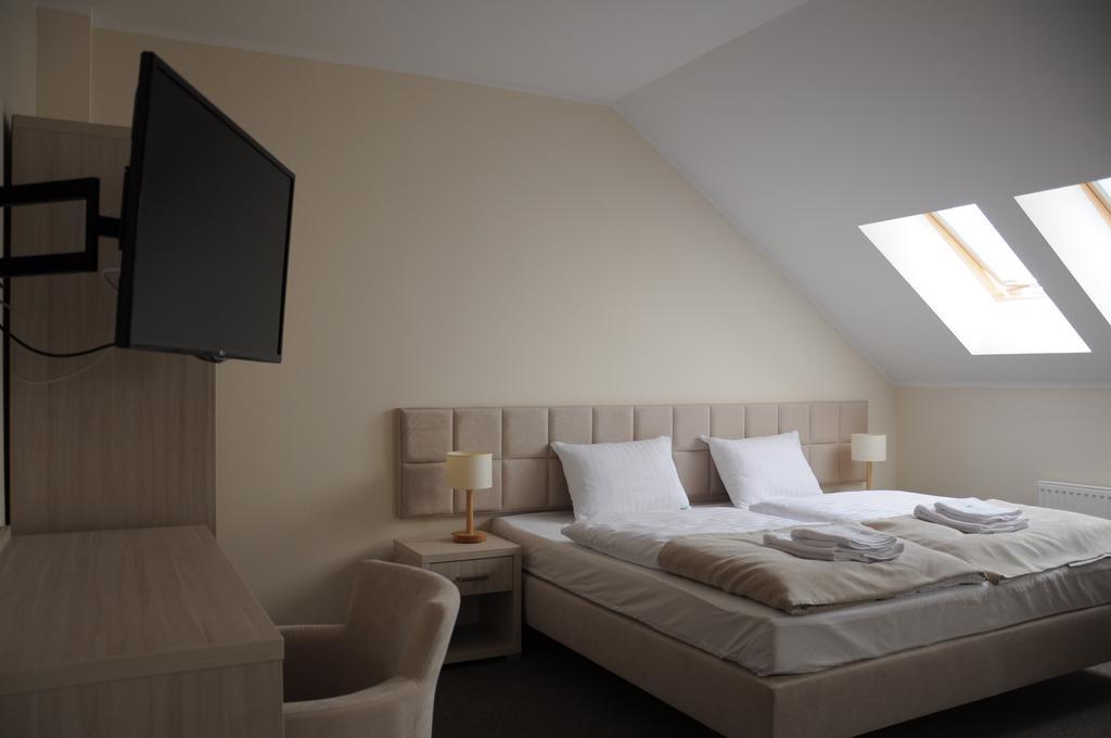 Golf Zajazd Zajaczkowo Słupsk Zimmer foto
